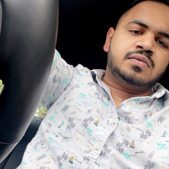 Profile Picture of Rajan Bansal (@rajanbansal26) on Poshmark
