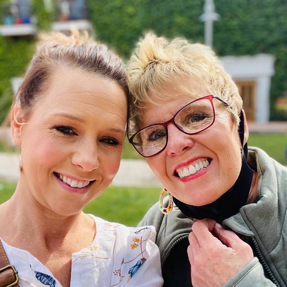 Profile Picture of Mandy Kreps (@mandykreps) on Poshmark