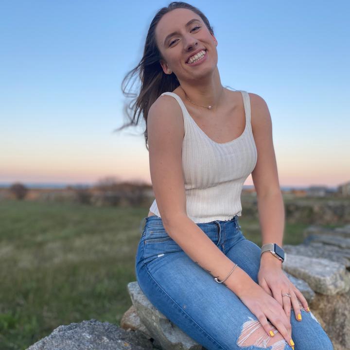 Profile Picture of Heather Devolle (@heatherdevolle) on Tiktok