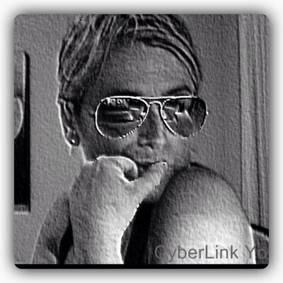 Profile Picture of Maria Jose Hueso (@happymari) on Twitter