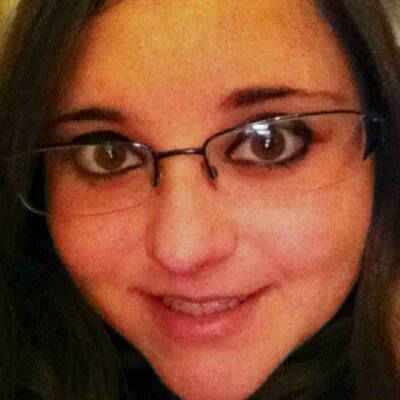 Profile Picture of Elizabeth Lindquist (@@dizzylizzy95) on Twitter