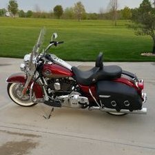 Profile Picture of Lisa Fletcher (@lislfletcher) on Twitter