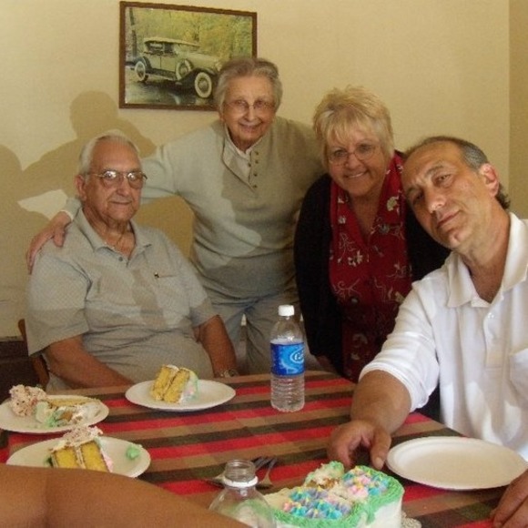 Profile Picture of Chris Augustine-sidoti (@happyc_2000) on Poshmark