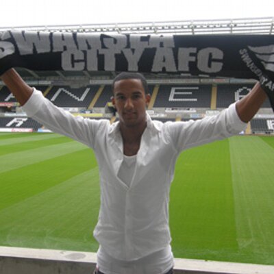 Profile Picture of Mollie ScFc Hamer (@molliescfchamer) on Twitter
