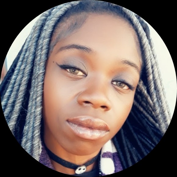 Profile Picture of Jenae Jones (@jey34) on Poshmark