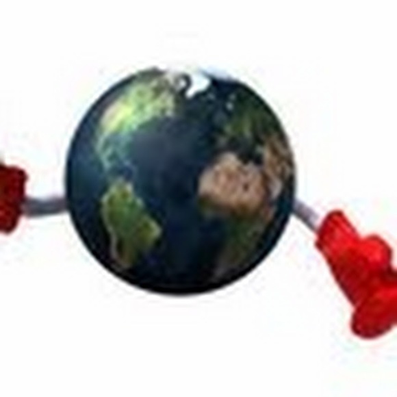 Profile Picture of Wendy Lamotta (@r2r1) on Poshmark