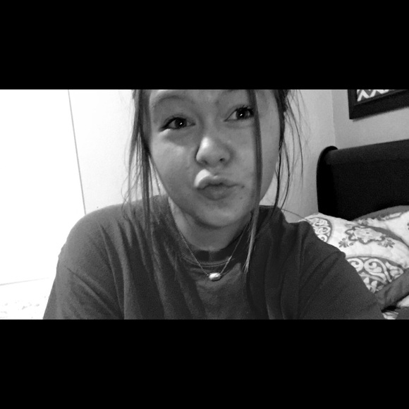 Profile Picture of Brennan Hodges (@brennanhodges) on Poshmark