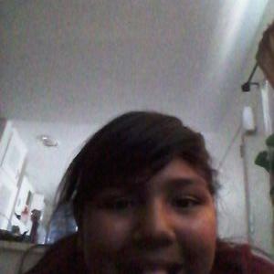 Profile Picture of Jasmine Trinidad (@JTrinidad09) on Twitter