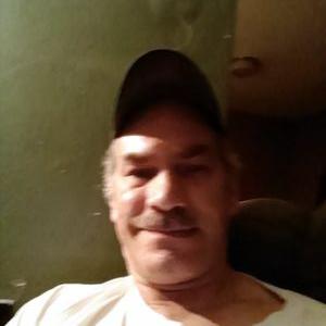 Profile Picture of Paul Helin (@Helimonster66) on Twitter