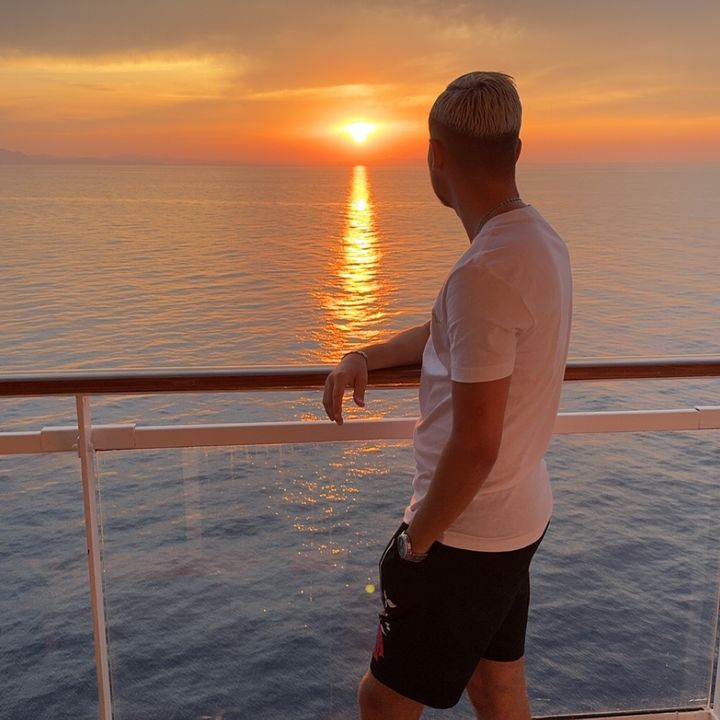 Profile Picture of Johan Chapuis (@johan.chps) on Tiktok
