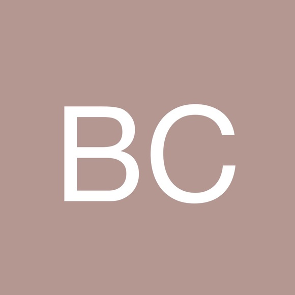 Profile Picture of Bobbette Cochran (@perfectpi) on Poshmark