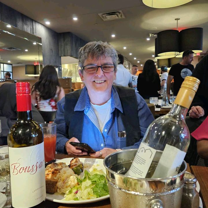 Profile Picture of Lise Gauthier (@lise.gauthier) on Tiktok