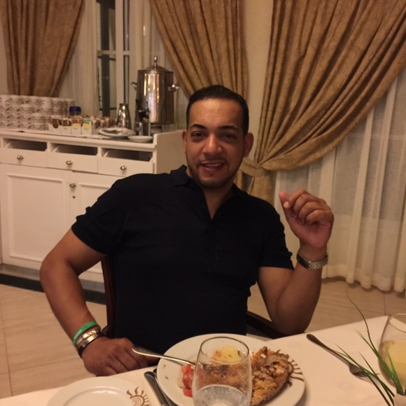 Profile Picture of Pedro Espinal (@pedro_j27) on Poshmark