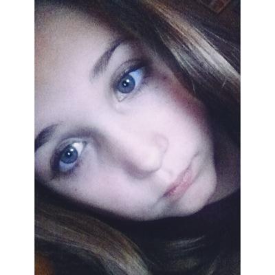 Profile Picture of Miranda Patterson (@MirandaGoebel) on Twitter
