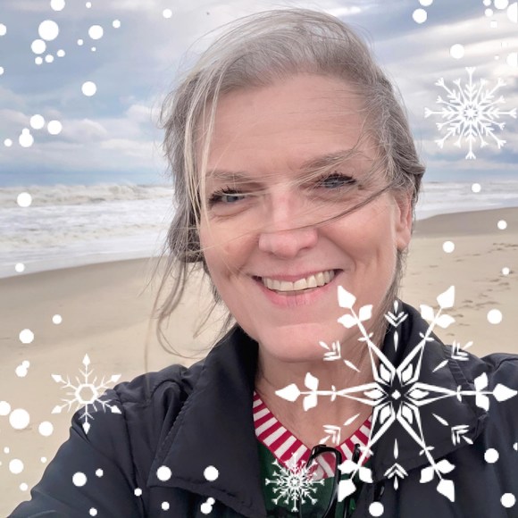 Profile Picture of Fran Dufficy (@frandufficy) on Poshmark