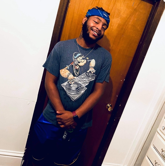 Profile Picture of William Mcgee (@williammcgee16) on Poshmark