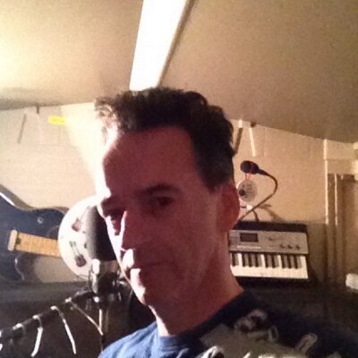 Profile Picture of Hugh K McGregor (@shuggyeye) on Twitter