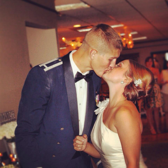 Profile Picture of Laura Lembrick (@lauralembrick) on Poshmark