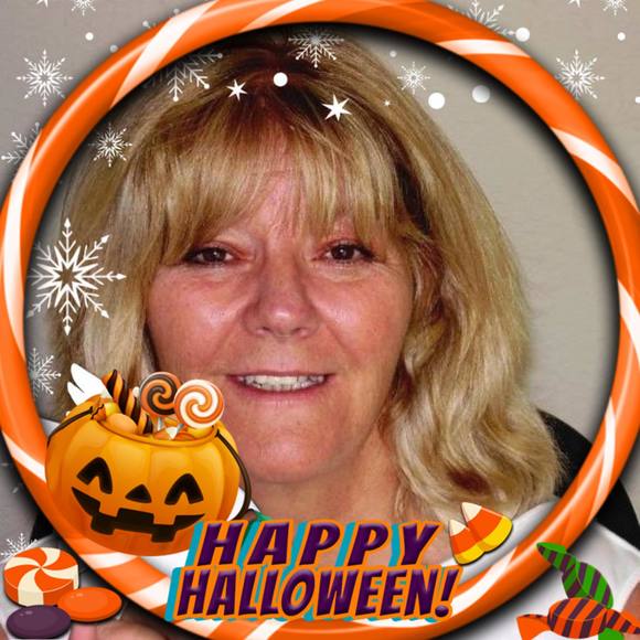 Profile Picture of Paulette Jepsen (@kssnsurf2007) on Poshmark