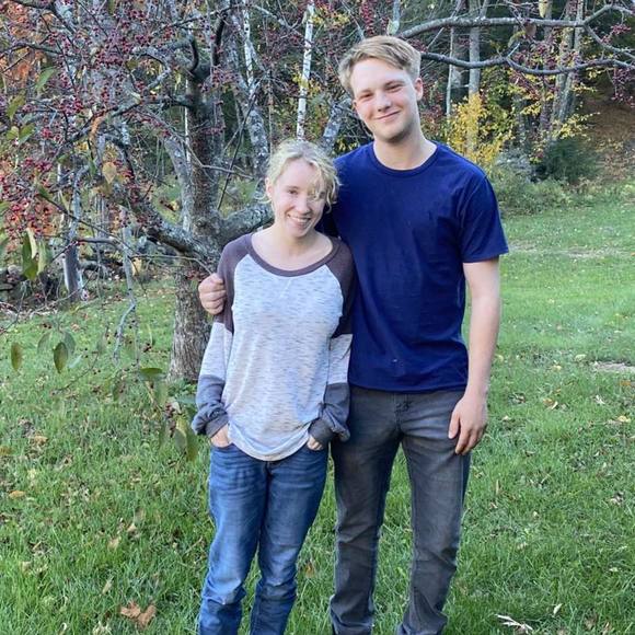 Profile Picture of Seth Gill (@kb3mom) on Poshmark