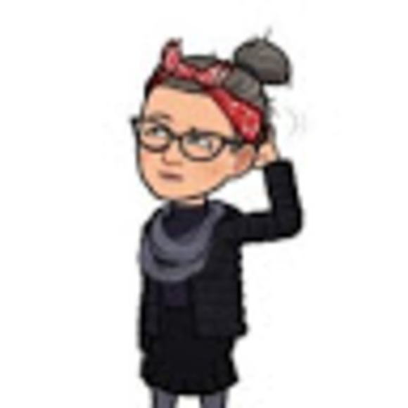 Profile Picture of Claudia Bradley (@herrondryad) on Poshmark