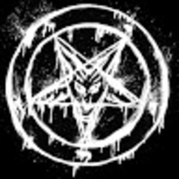 Profile Picture of Jeremy Hensley (@jeremyhensley) on Poshmark