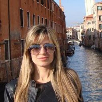 Profile Picture of Adriana De Cesare (@Adri_DeCesare) on Twitter