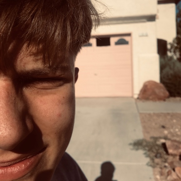 Noah Robbins - Poshmark Profile Picture of Noah Robbins (@noah1215448) on Poshmark