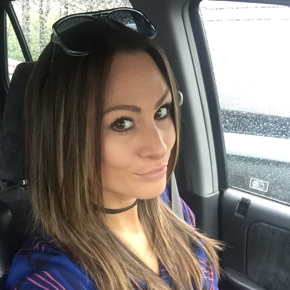 Profile Picture of Aleah Speranza (@aleahsattic) on Poshmark