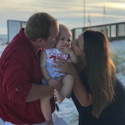 Profile Picture of Autumn Terry (@autumncterry) on Twitter