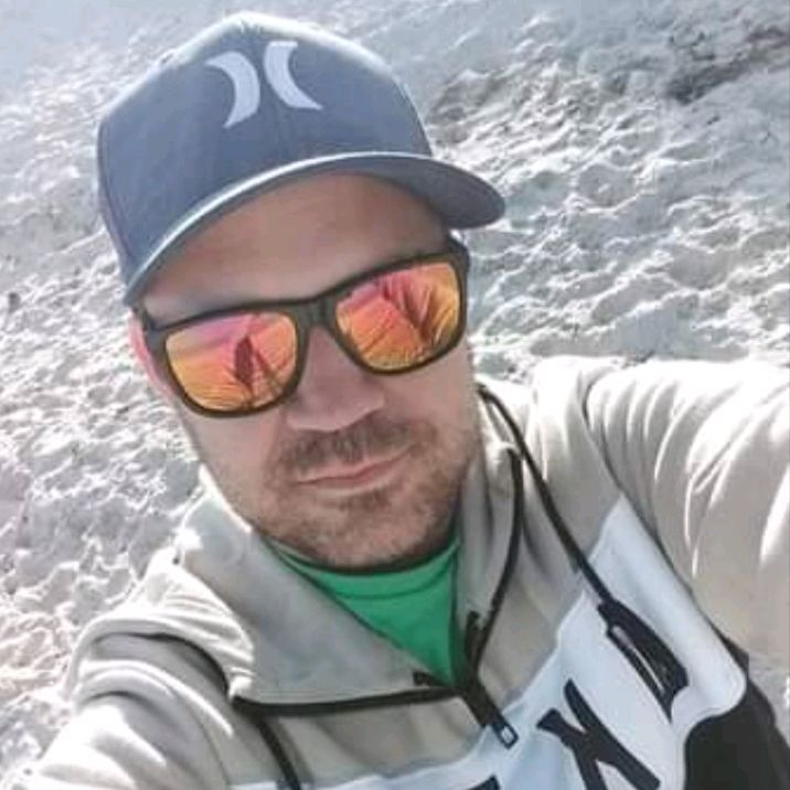 Profile Picture of user2935604680976 (@mattheiny) on Tiktok