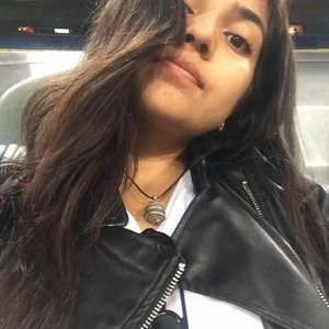 Profile Picture of Larissa Bernal (@larissabernal01) on Twitter