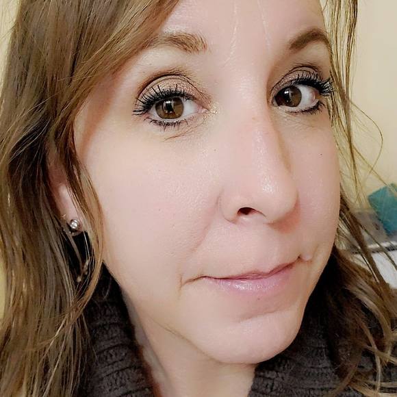 Profile Picture of Christa Mccusker (@mrsmccuskerjr) on Poshmark