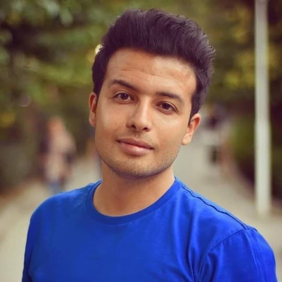 Profile Picture of Peyman Nouri (@peyymann) on Poshmark