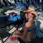 Profile Picture of Chloe Webb (@chloeawebb) on Instagram