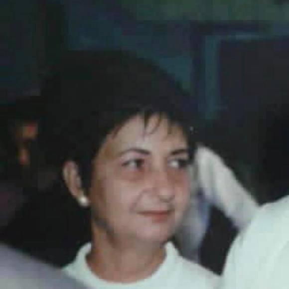 Profile Picture of Roberto Barroso (@roberto76m) on Poshmark