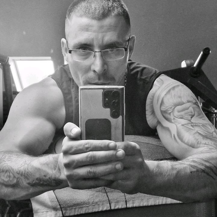 Profile Picture of Erik Balla (@@erikballa75) on Tiktok
