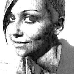 Profile Picture of Silvia De Simone (@SilviaDeSim) on Twitter