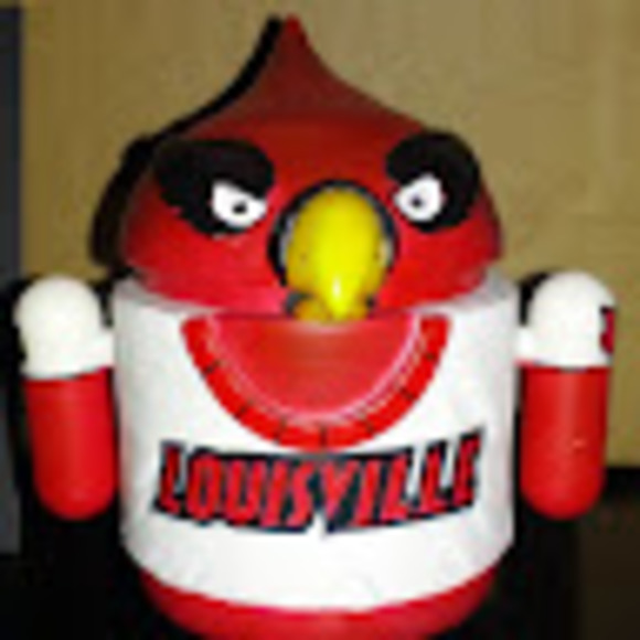 Profile Picture of Michael Allen (@l00tmike) on Poshmark