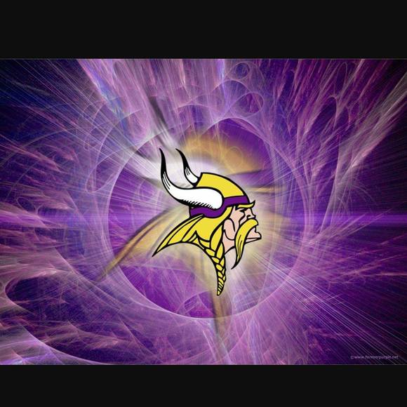 Profile Picture of Rob Dietzmann (@robertdietzmann) on Poshmark