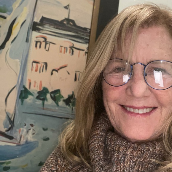 Profile Picture of Eileen Stolee (@estolee) on Poshmark