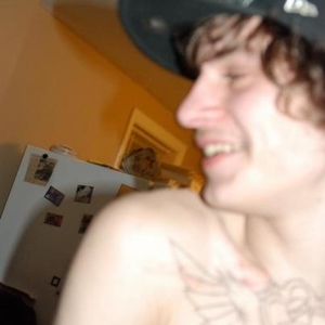 Profile Picture of Mike Chargin (@clintongoth) on Myspace