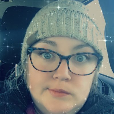 Profile Picture of Crystal Dooley (@CrystalDooley17) on Twitter