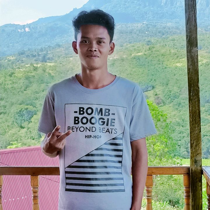 Profile Picture of andykha (@nackbone77) on Tiktok