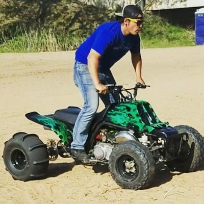 Profile Picture of Joshua Crittenden (@critter6646) on Twitter