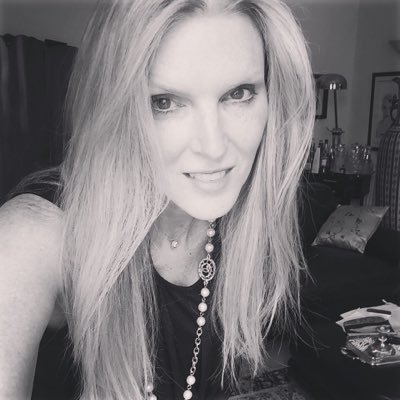 Profile Picture of Lisa Gregg (@lisacgregg) on Twitter