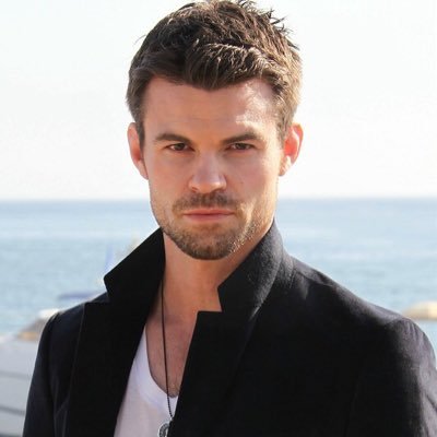 Profile Picture of Michael Grey (@MGrey_Darker) on Twitter