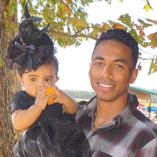 Profile Picture of Chris Azcona (@chrisazcona7) on Instagram