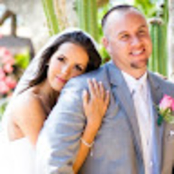 Profile Picture of Paula Douglas (@pauladouglas264) on Poshmark