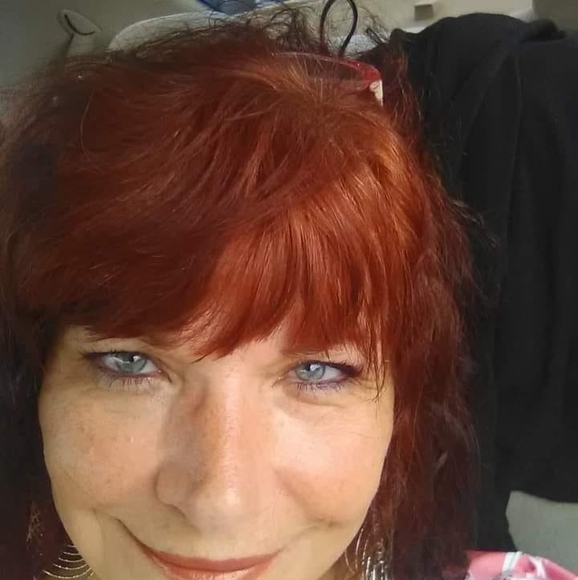 Profile Picture of Dora Medsker (@deemedsker) on Poshmark